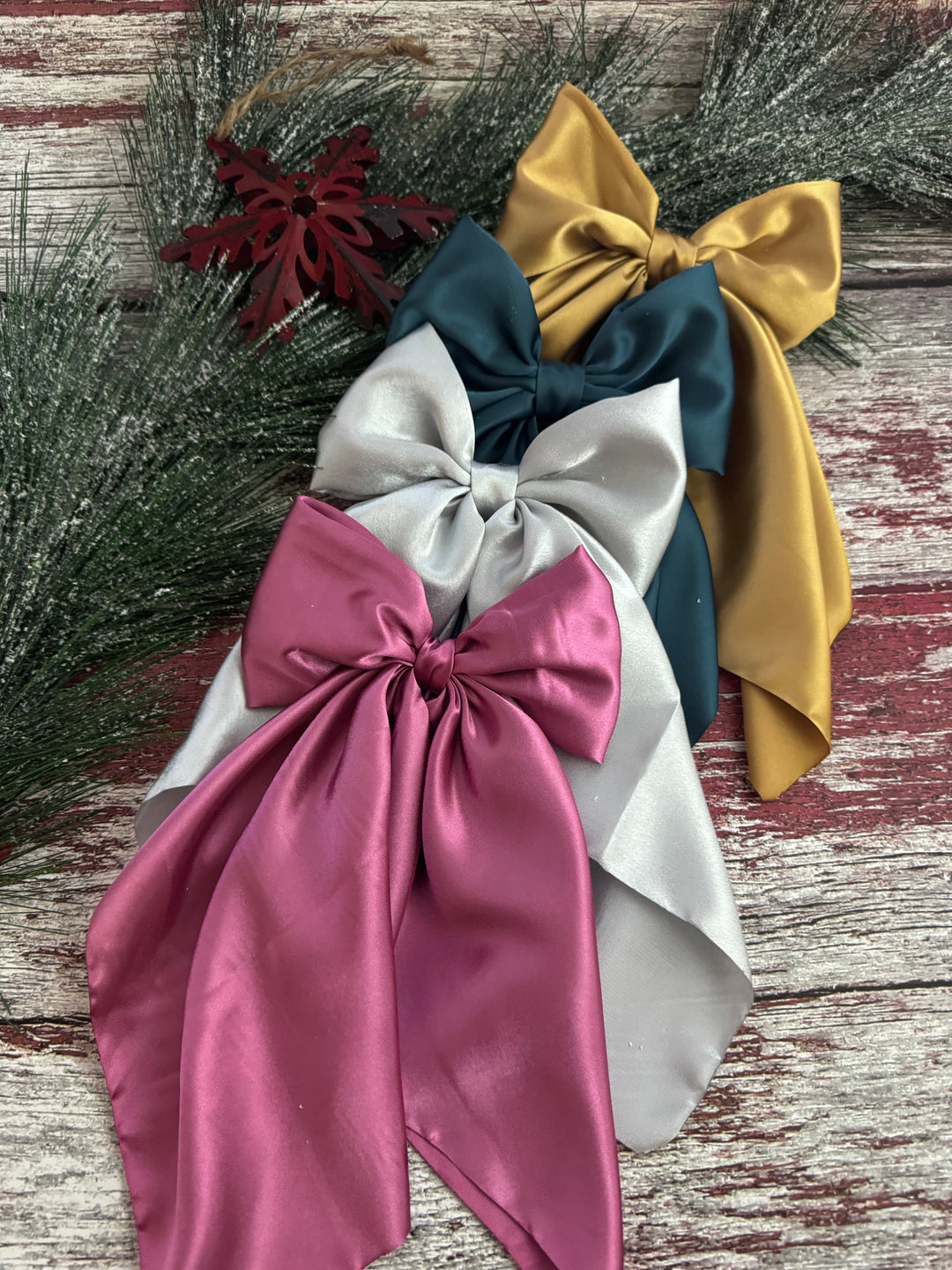 Finley Coquette Bow