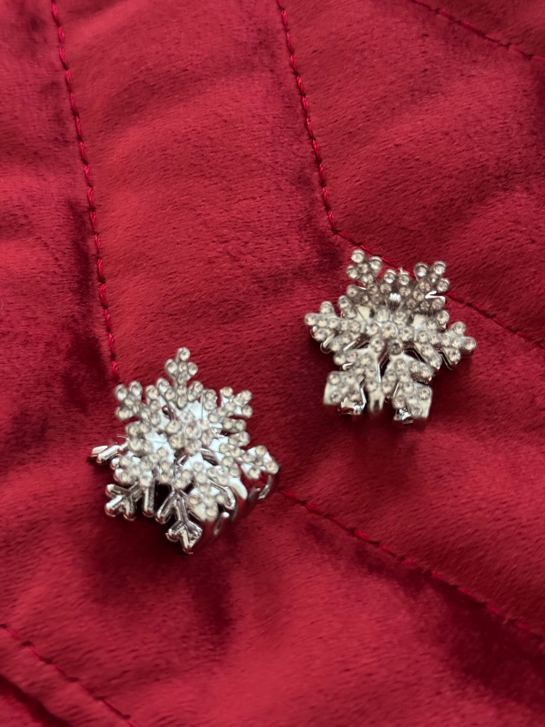 Snowflake Claw Clips
