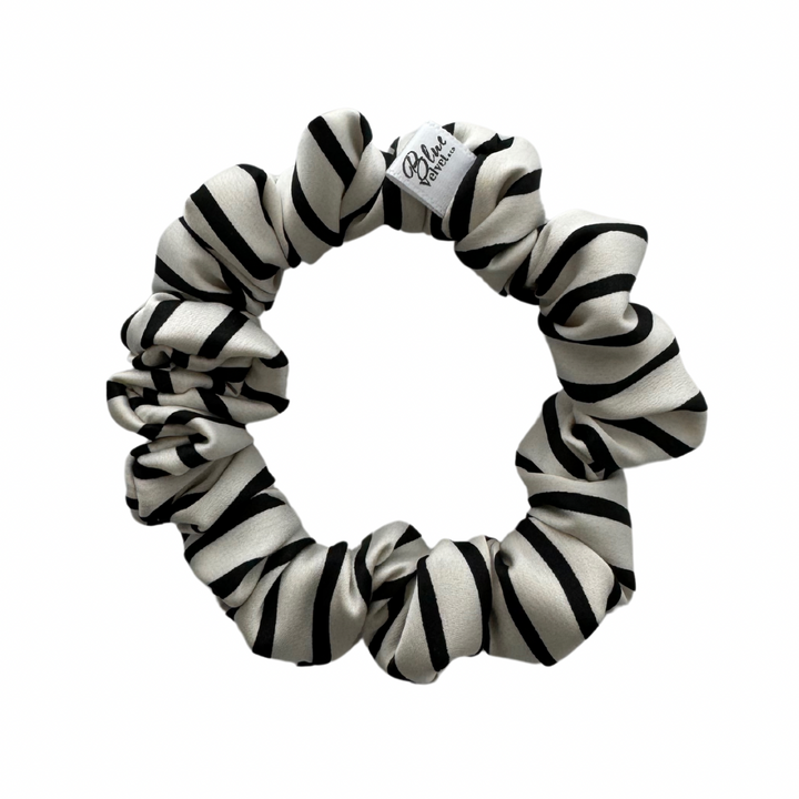 Dominique Scrunchie