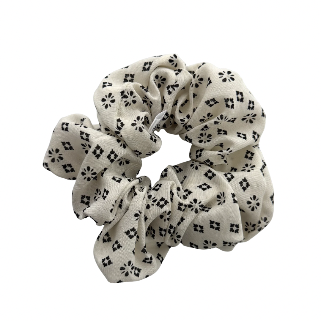 Valencia Scrunchie