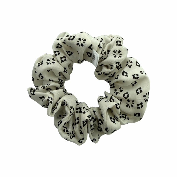 Valencia Scrunchie