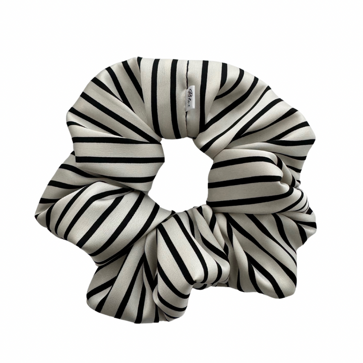 Dominique Scrunchie